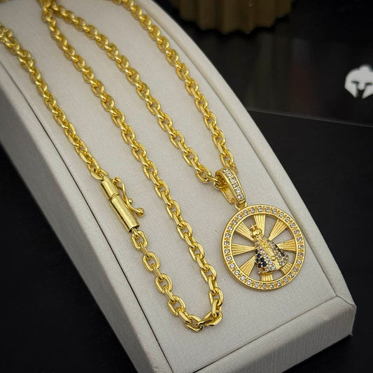 Corrente Cadeado 4mm e Pingente N. Sra. Aparecida Vazado Banhado a Ouro 18K