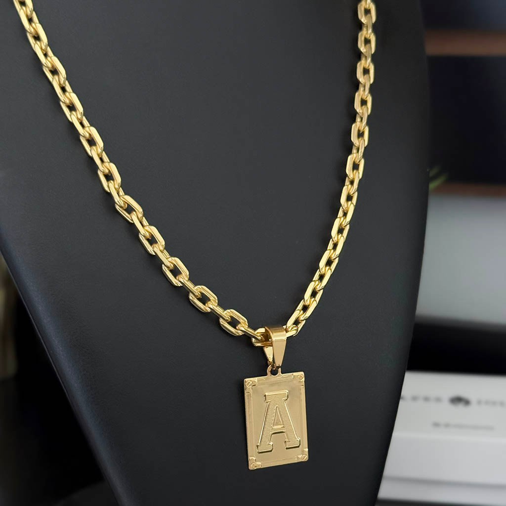 Corrente Cadeado 6mm e Pingente Letra Banhado a Ouro 18K