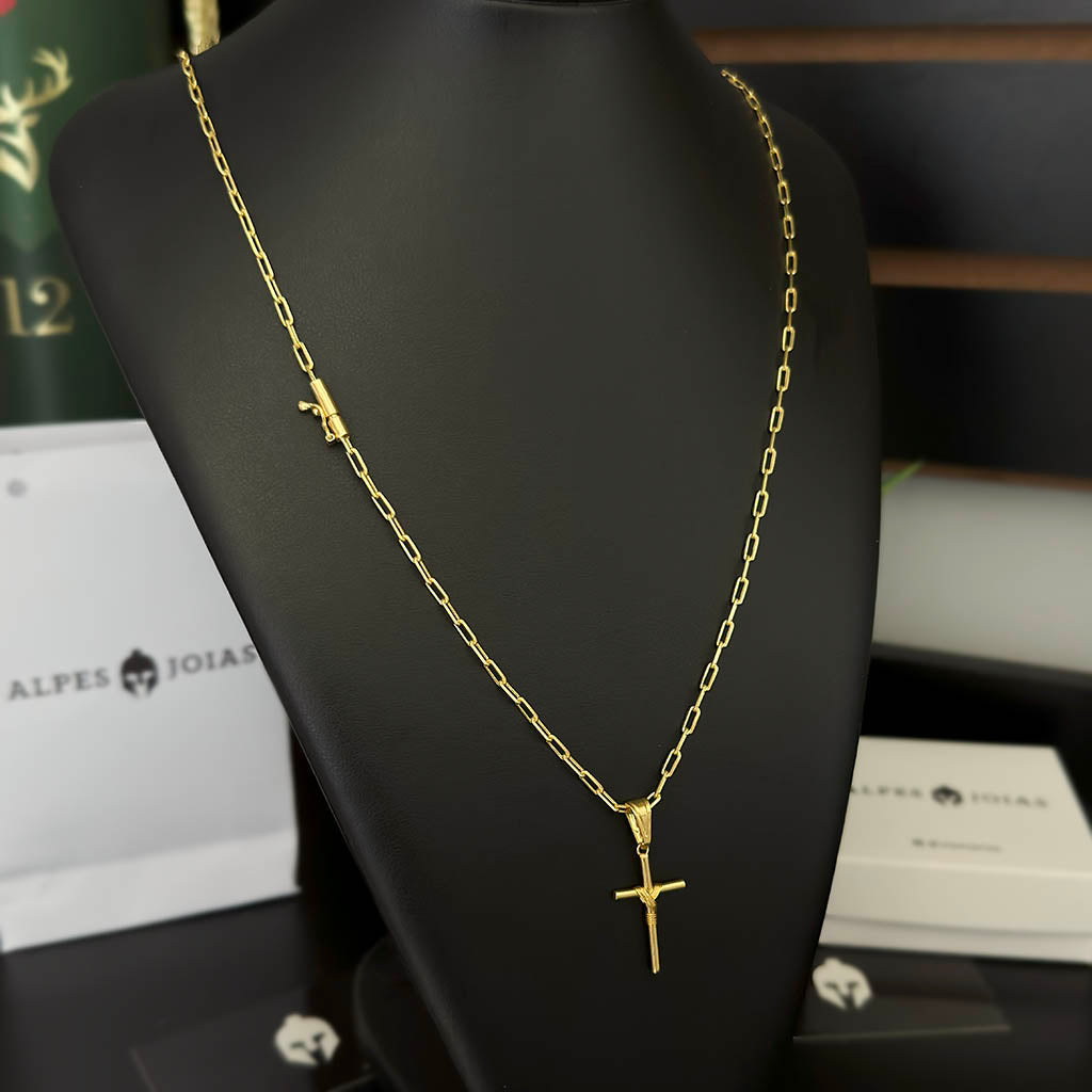 Corrente Cadeado Alongado 3mm e Pingente Cruz Amarrada Banhado a Ouro 18K