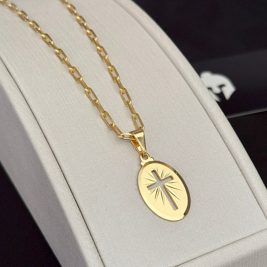 Corrente Cadeado Alongado 3mm e Pingente Medalha Oval Vazada Banhado a Ouro 18K