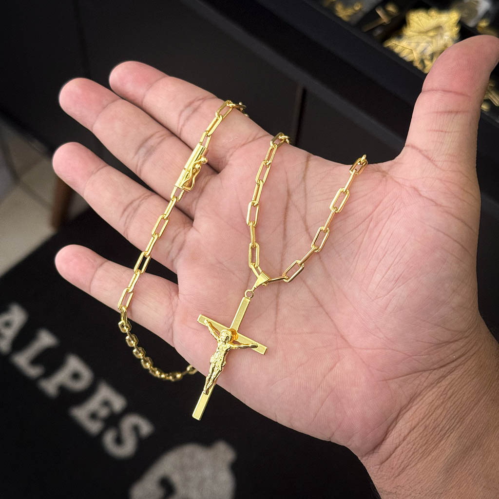 Corrente Cadeado Alongado 4mm e Pingente Crucifixo 3D Banhado a Ouro 18K