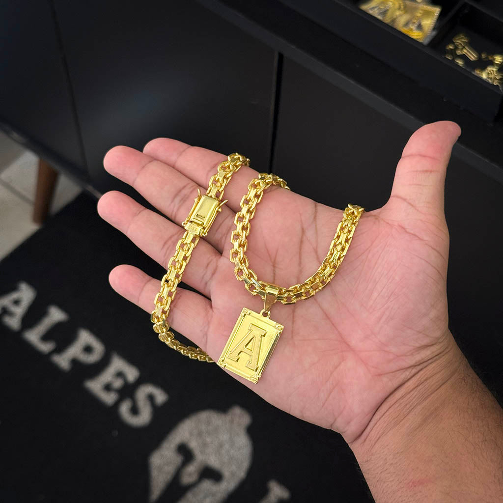 Corrente Cadeado Duplo 10mm e Pingente Letra Banhado a Ouro 18K