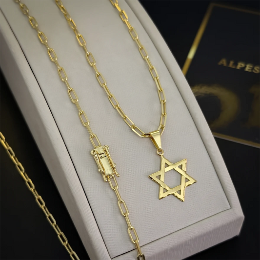 Corrente Carrier Alongada 2mm Pingente Estrela de Davi Banhado a Ouro 18K