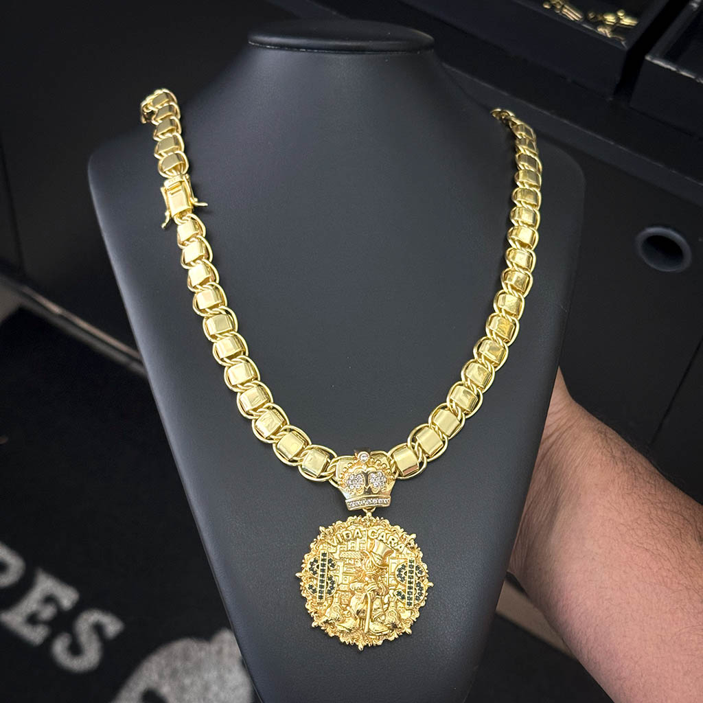 Corrente Dubai 12mm e Pingente Vida Cara Banhado a Ouro 18K