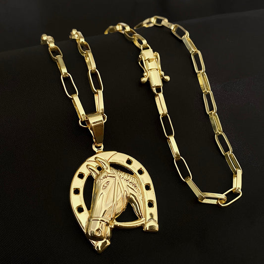 Corrente Elo Alongado 5mm e Pingente Cavalo Ferradura Banhado a Ouro 18K