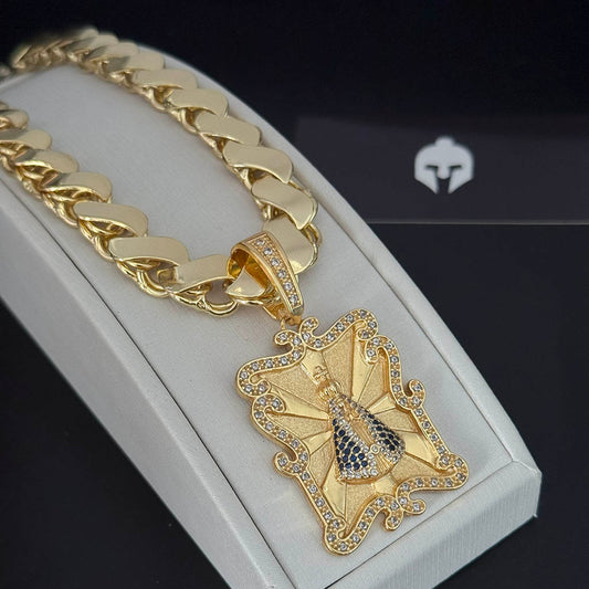 Corrente Friso S 13mm e Pingente Nossa Senhora Moldura Banhado a Ouro 18K