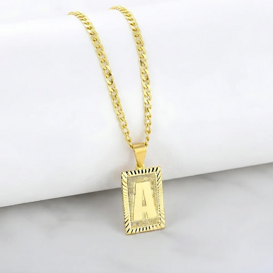 Corrente Grumet 2mm e Pingente Letra Banhado a Ouro 18K