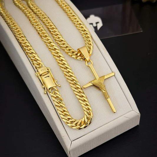 Corrente Grumet 7mm e Pingente Cruz Fio Banhado a Ouro 18K