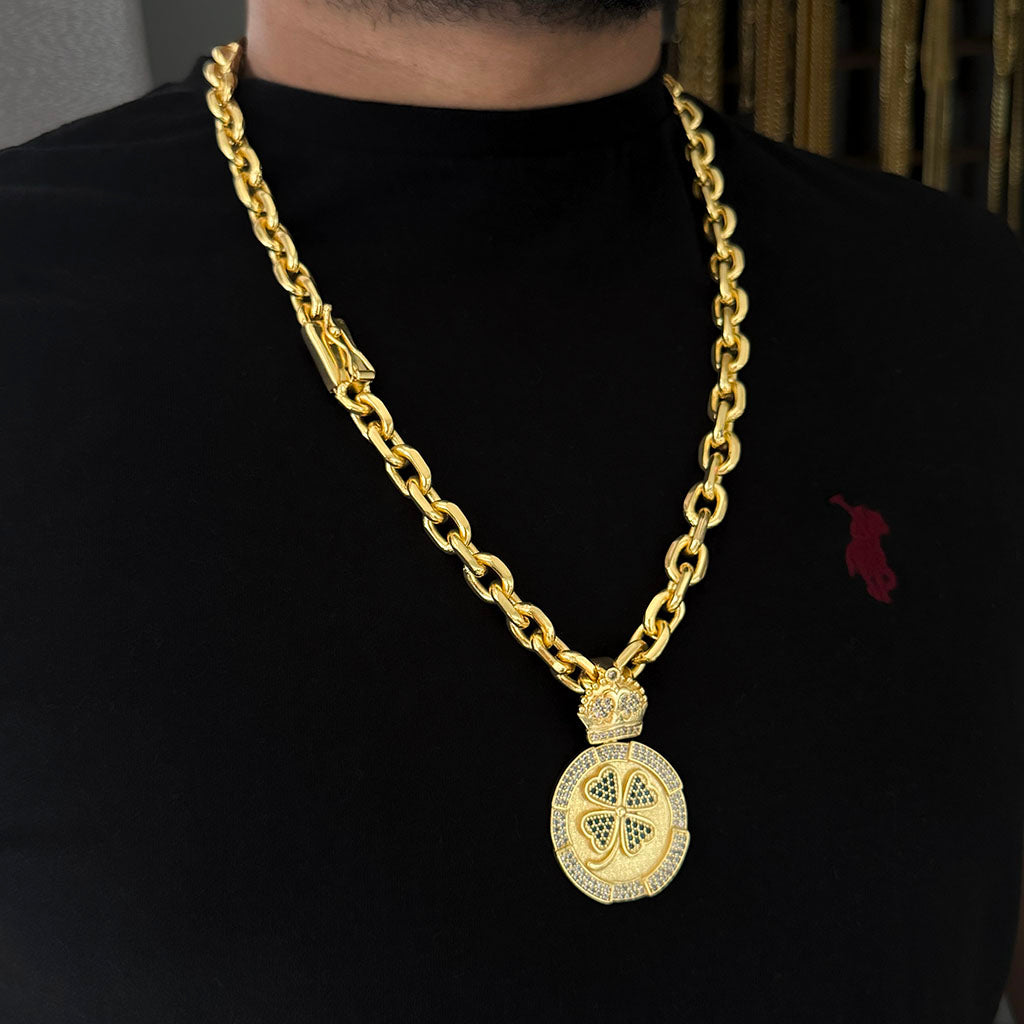 Corrente Cadeado 12mm e Trevo Cravejado Banhado a Ouro 18K