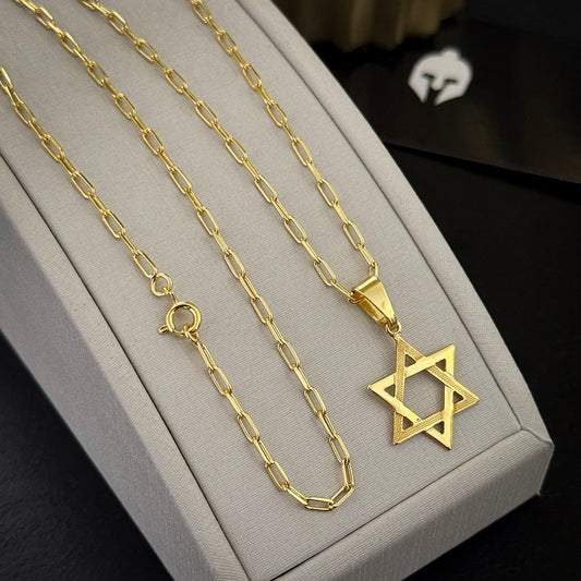 Corrente Cartie 1,5mm e Pingente Estrela Davi Banhado a Ouro 18K