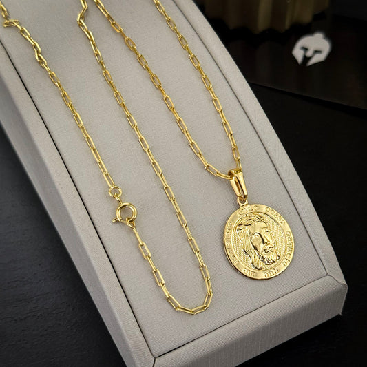 Corrente Cartie 1,5mm e Pingente Face de Cristo Banhado a Ouro 18K