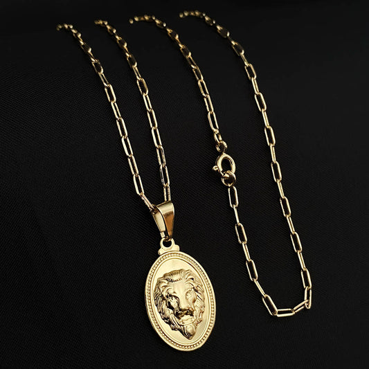Corrente Cartie 2mm e Pingente Leão Oval Banhado a Ouro 18K