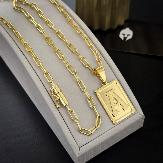 Corrente Cartie 4mm e Pingente Letra Banhada a Ouro 18K