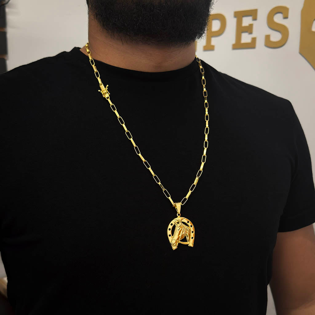 Corrente Elo Alongado 5mm e Pingente Cavalo Ferradura Banhado a Ouro 18K