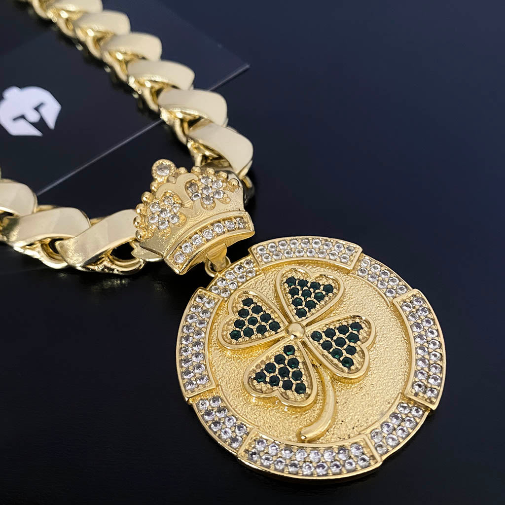 Corrente Friso S 13mm e Pingente Trevo De 4 Folhas Banhado a Ouro 18K