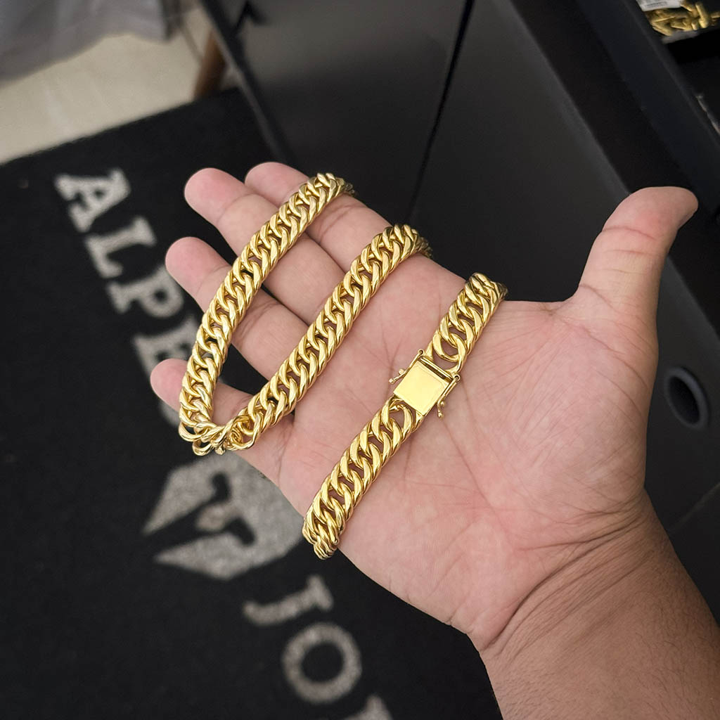 Corrente Maciça 13mm Banhada a Ouro 18K