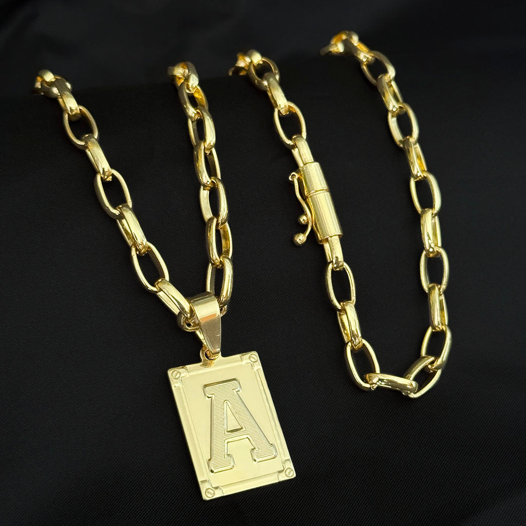 Corrente Meia Cana 6mm e Pingente Letra Banhada a Ouro 18K