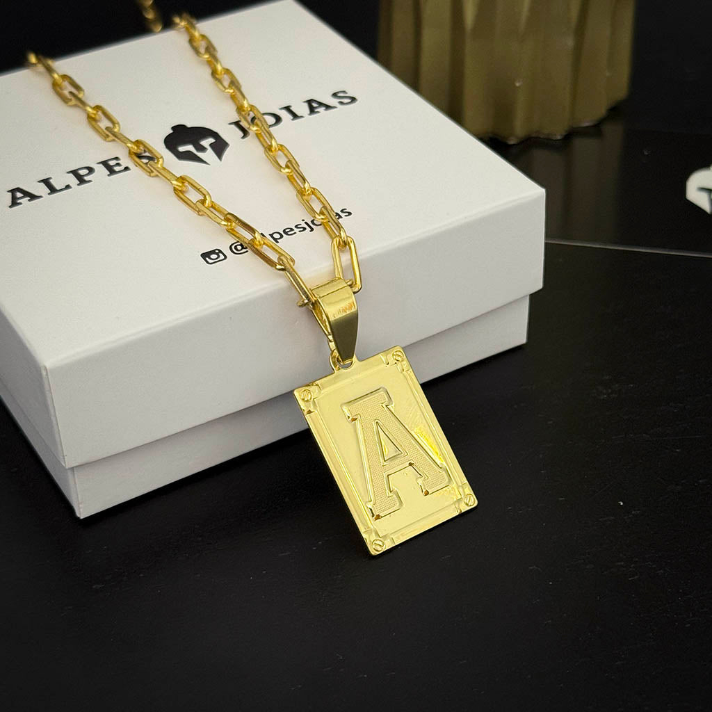 Corrente Cartie 4mm e Pingente Letra Banhada a Ouro 18K + BRINDE