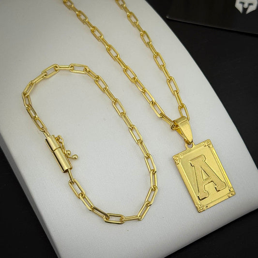 Kit Corrente e Pulseira Cadeado Alongado 4mm e Pingente Letra Banhado a Ouro 18K