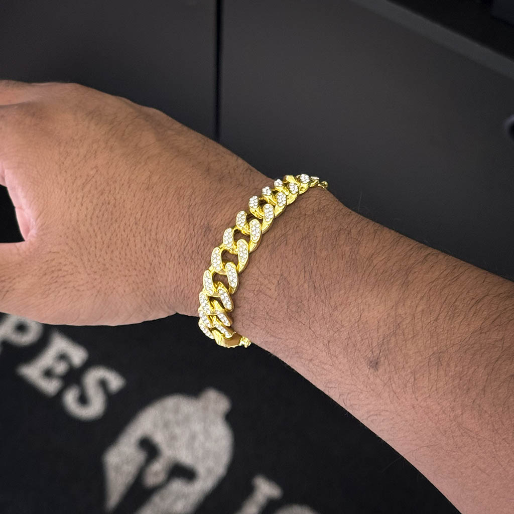 Pulseira Pitbull Cravejada 10mm Banhado a Ouro 18K