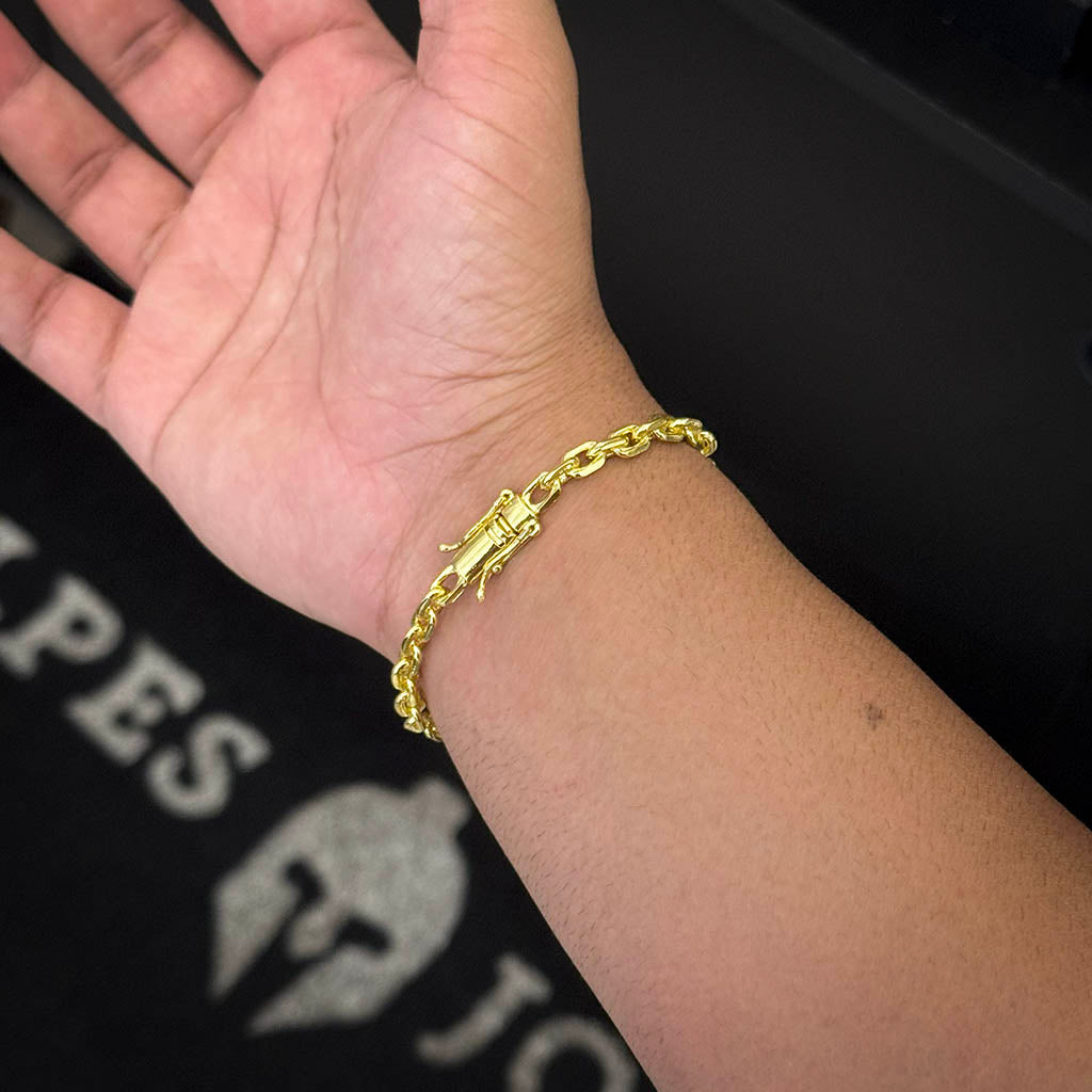 Pulseira Cadeado 4mm Banhado a Ouro 18K