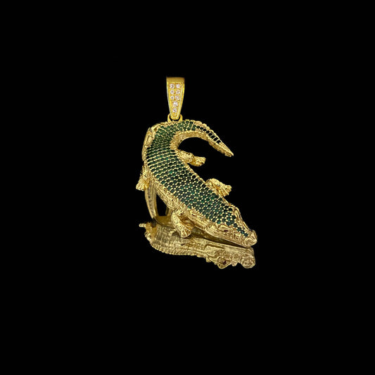 Pingente Jacaré Cravejado Banhado a Ouro 18K