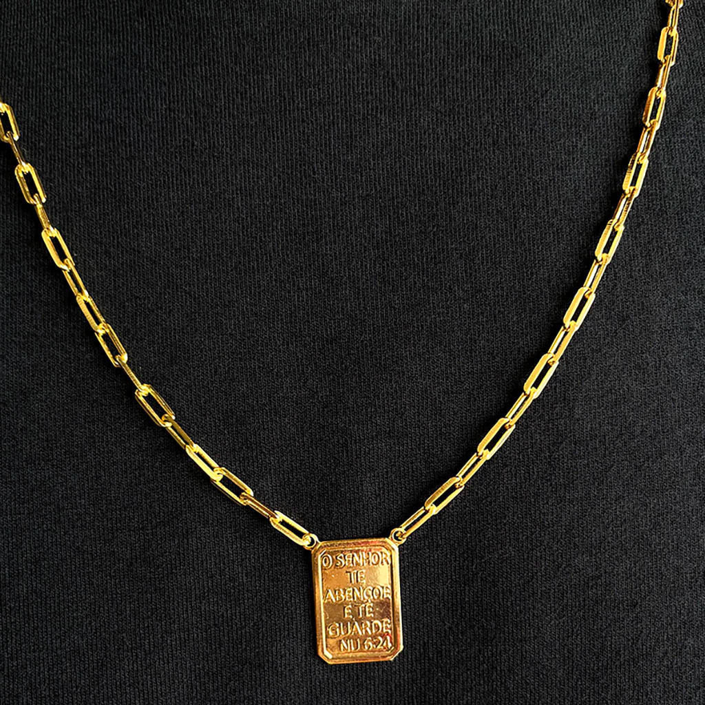 Escapulário Cadeado Alongado 4mm Jesus Banhado a Ouro 18K