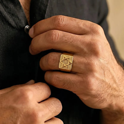 Anel Estrela de Davi Banhado a Ouro 18K