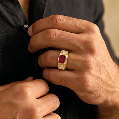 Anel Formatura Vermelho Banhado a Ouro 18K