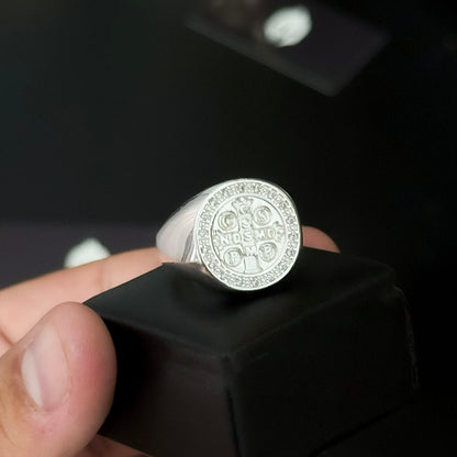Anel Medalha de São Bento Banhado a Prata