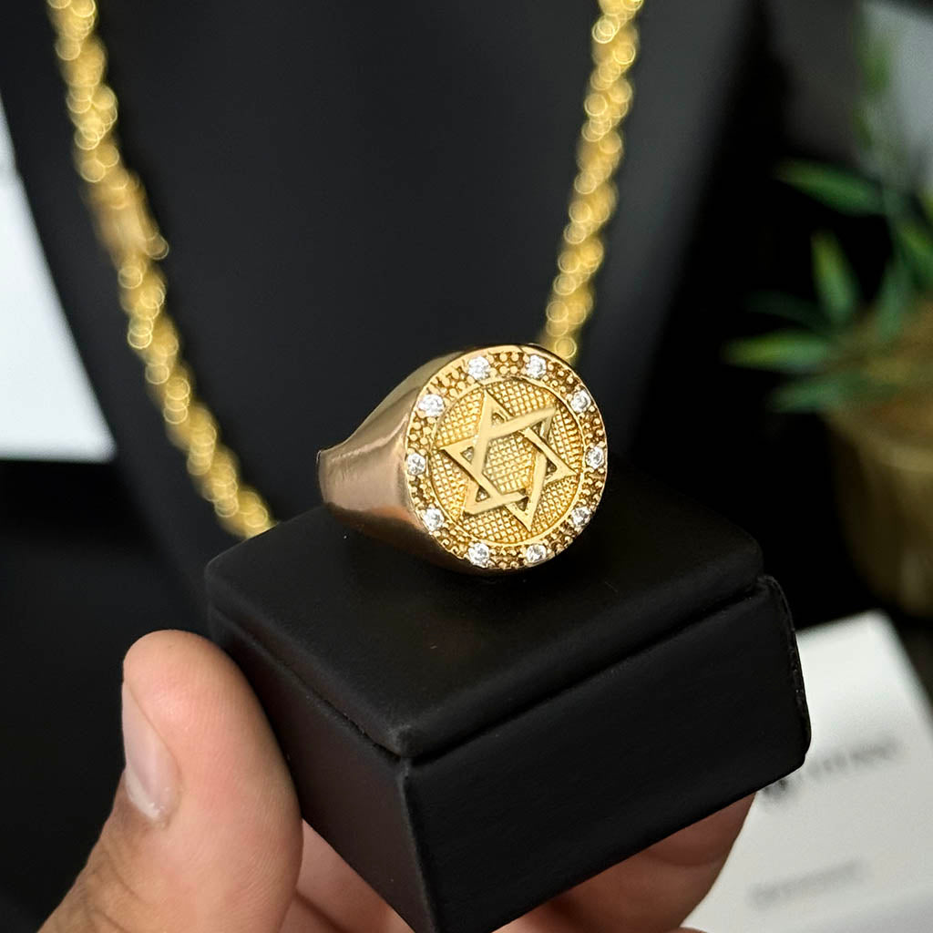 Anel Estrela de Davi Cravejado Banhado a Ouro 18K