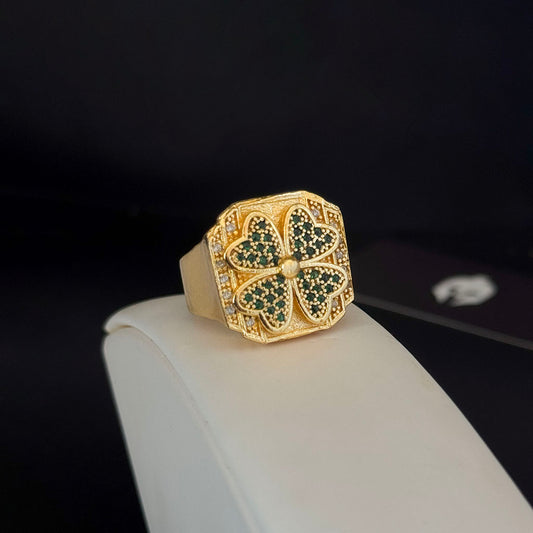 Anel Trevo 4 Folhas Cravejado Banhado a Ouro 18K