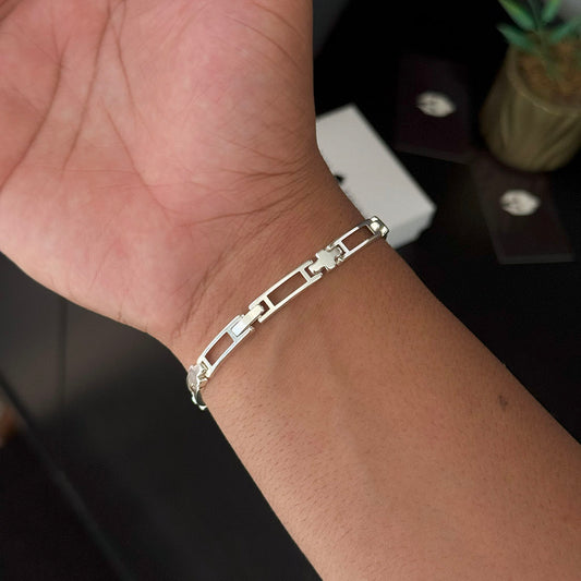 Bracelete Vazado 6mm Banhado a Prata