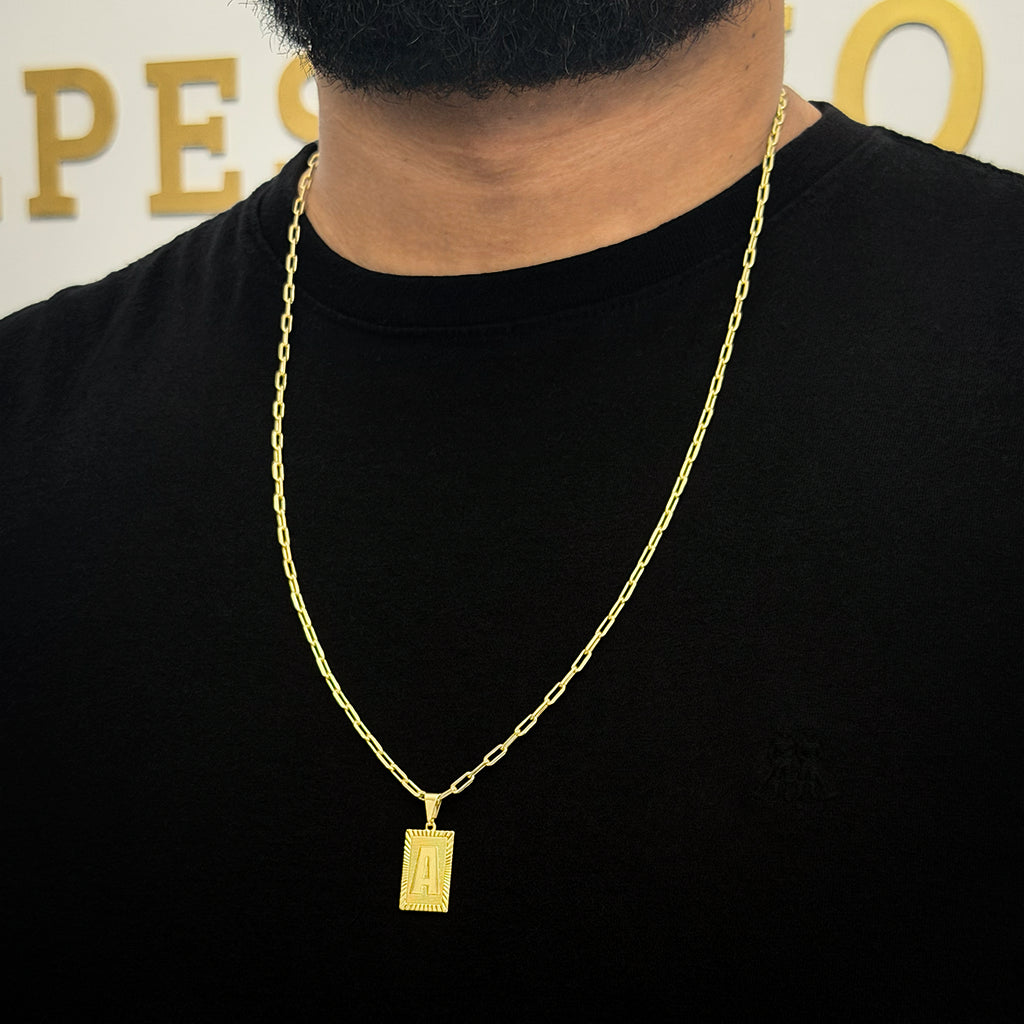 Corrente Cadeado Alongado 3mm e Pingente Letra Banhado a Ouro 18K