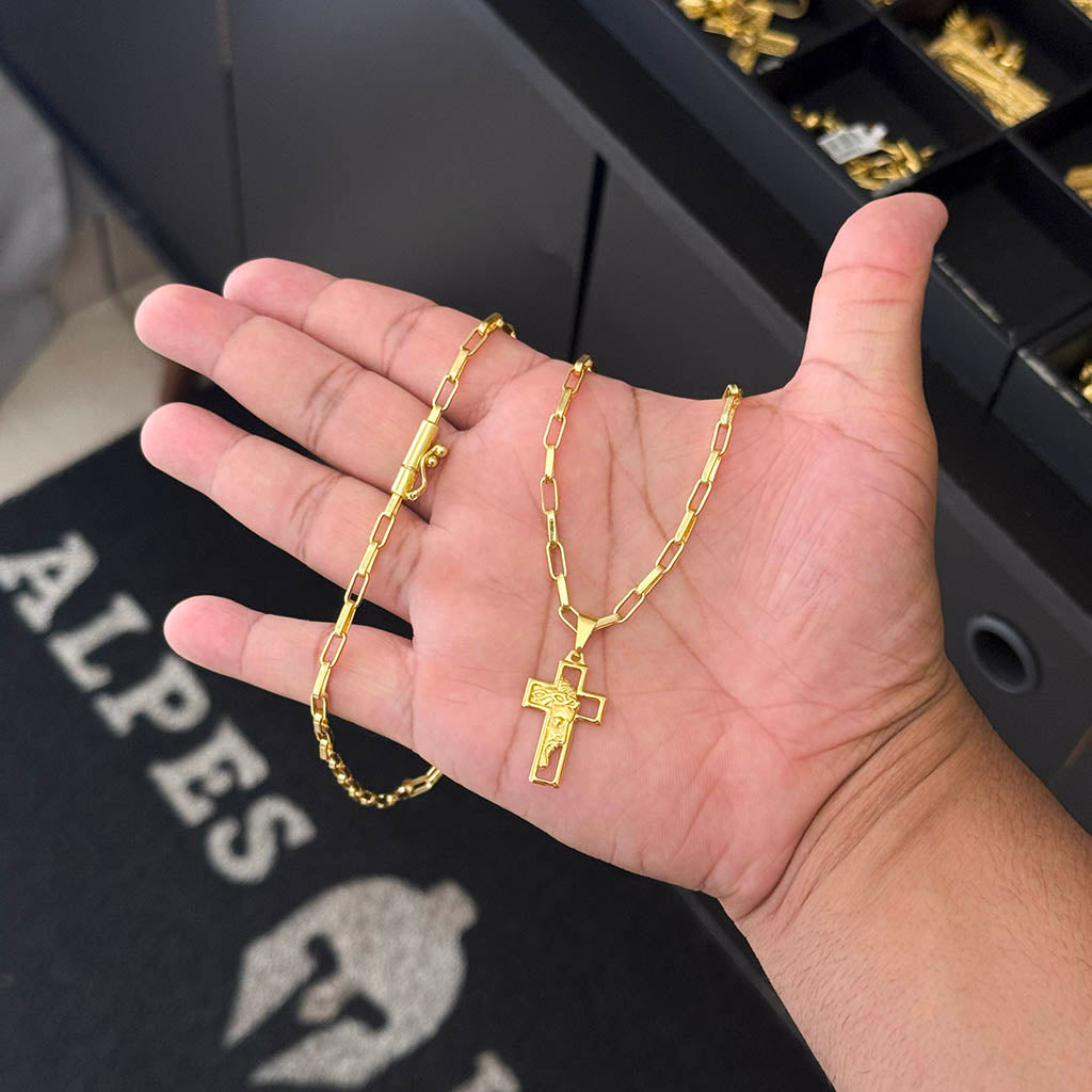 Corrente Elo Alongado 4mm e Pingente Cruz Rosto de Cristo Banhado a Ouro 18K