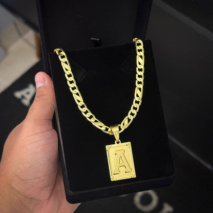 Corrente Friso S 3x1 5mm e Pingente Letra Banhado a Ouro 18K