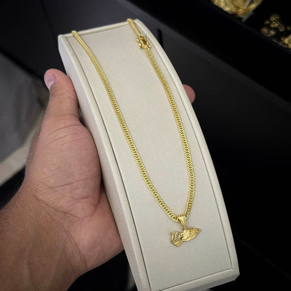 Corrente Grumet 3mm e Pingente Mão Orando Banhado a Ouro 18K