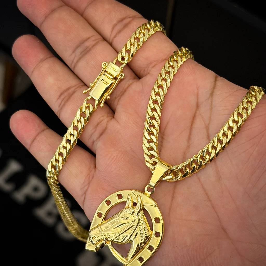 Corrente Grumet 7mm e Pingente Cavalo Banhado a Ouro 18K