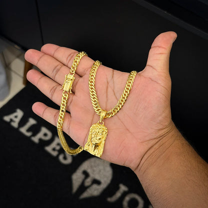 Corrente Grumet 7mm e Pingente Face de Cristo Maciça Banhado a Ouro 18K