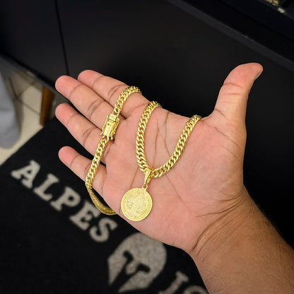Corrente Grumet 7mm e Pingente São Bento Banhado a Ouro 18K