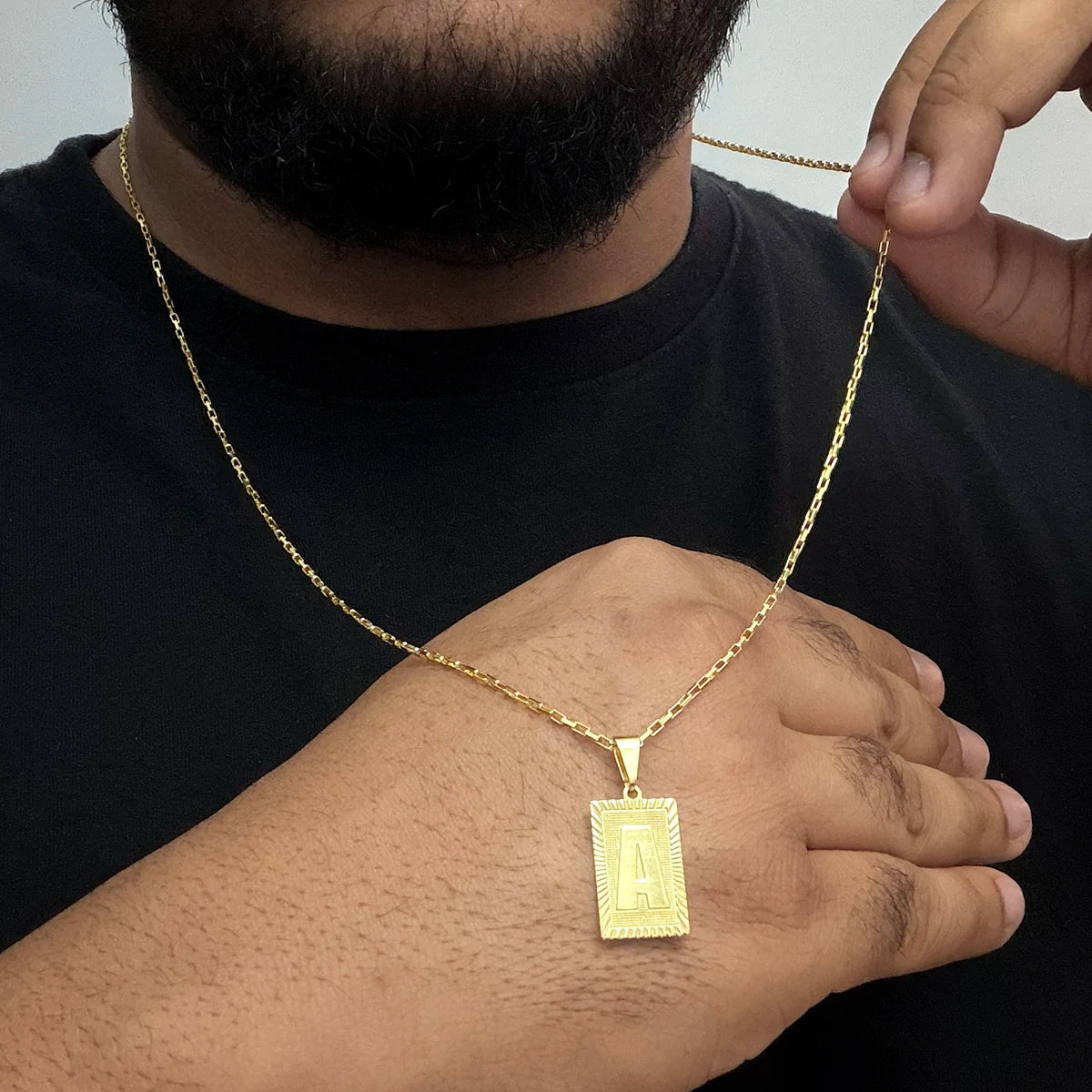Corrente Tijolinho 1mm e Pingente Letra Banhado a Ouro 18K