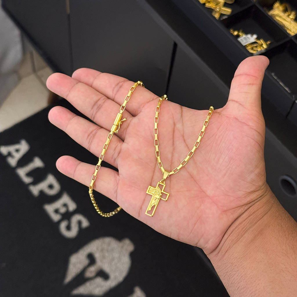 Corrente Tijolinho 4mm e Pingente Cruz Rosto de Cristo Banhado a Ouro 18K