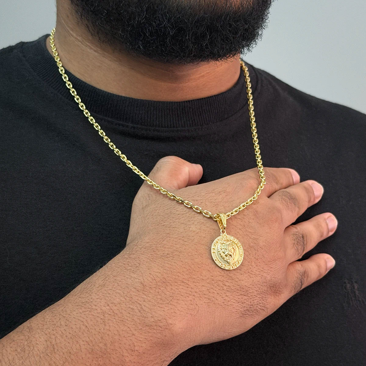 Corrente Cadeado 3mm e Pingente Leão de Judá Banhado a Ouro 18K