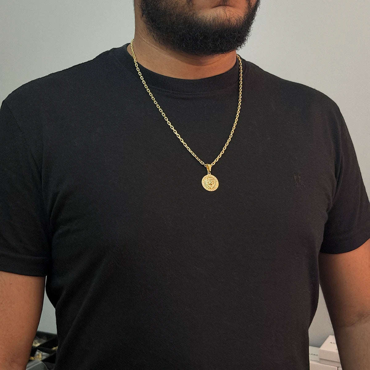 Corrente Cadeado 3mm e Pingente Leão de Judá Banhado a Ouro 18K