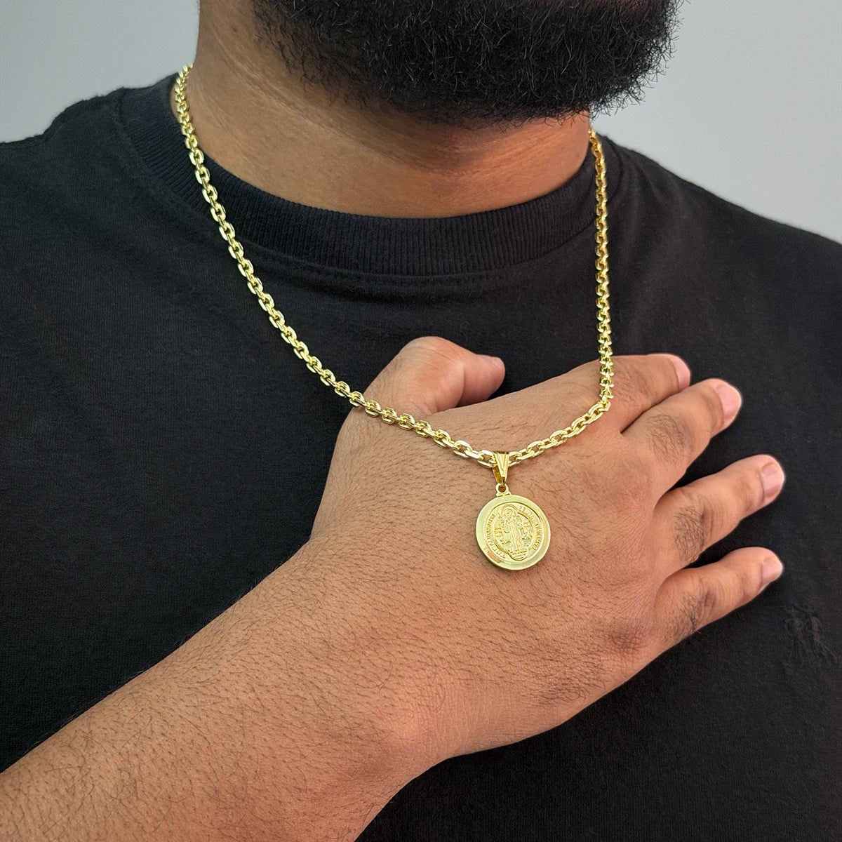 Corrente Cadeado 4mm e Pingente São Bento Banhado a Ouro 18K