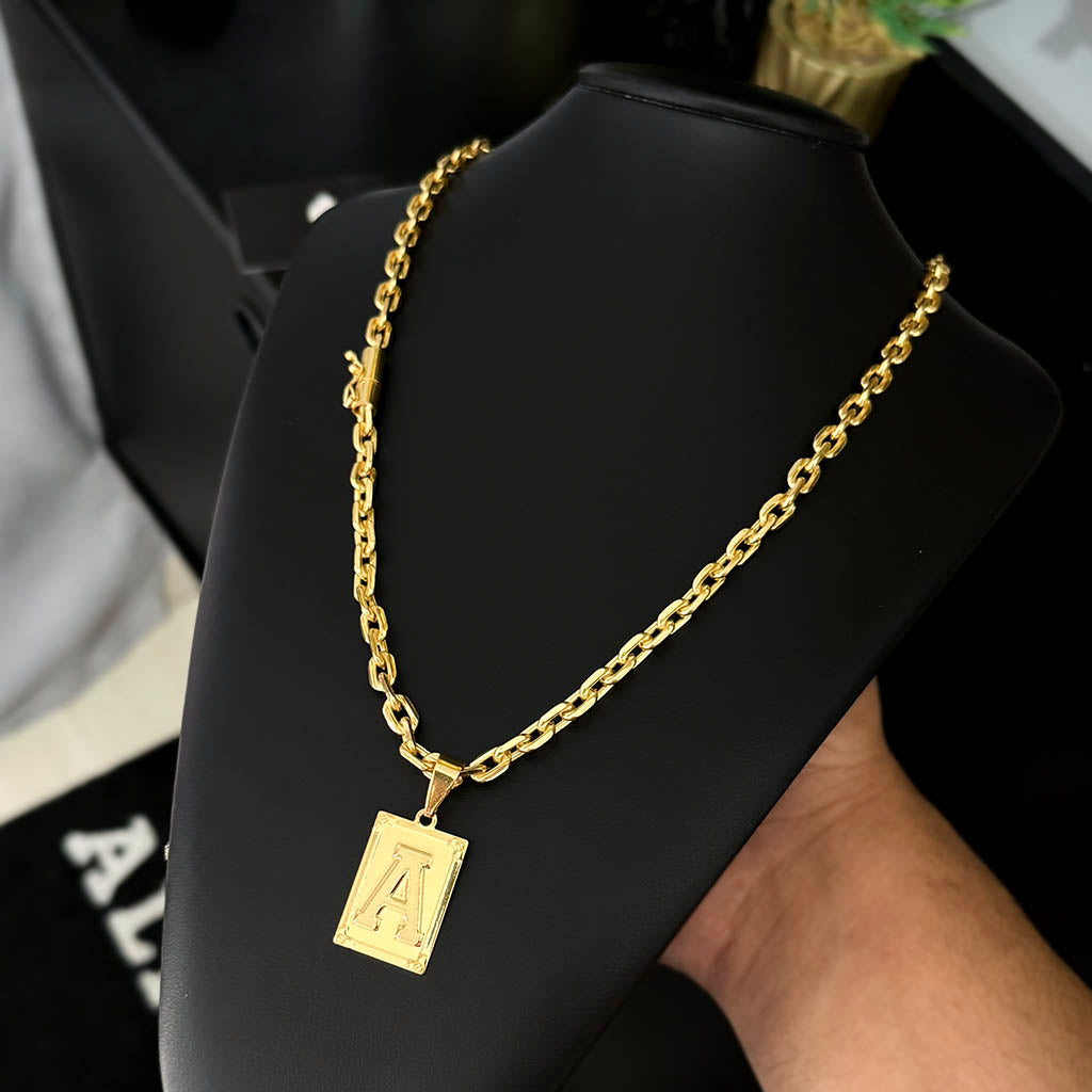 Kit Corrente e Pulseira Cadeado 6mm e Pingente Letra Banhado a Ouro 18K