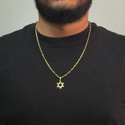 Corrente Carrier Alongada 2mm Pingente Estrela de Davi Banhado a Ouro 18K