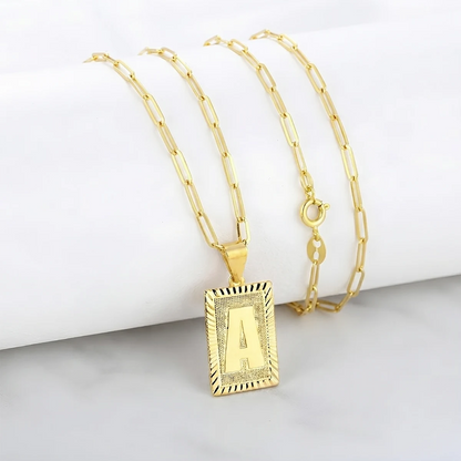 Corrente Cartie 2mm e Pingente Letra Banhado a Ouro 18K