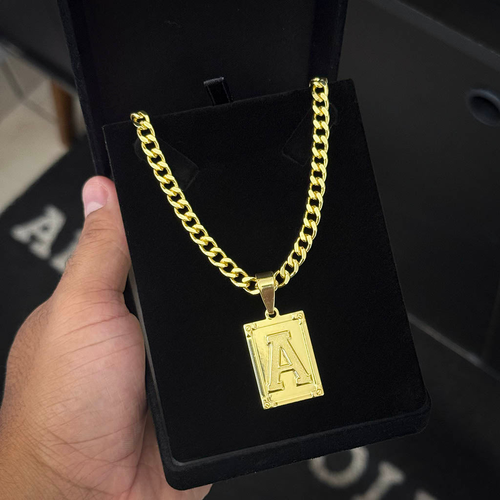 Corrente Cubana 6mm e Pingente Letra Banhado a Ouro 18K