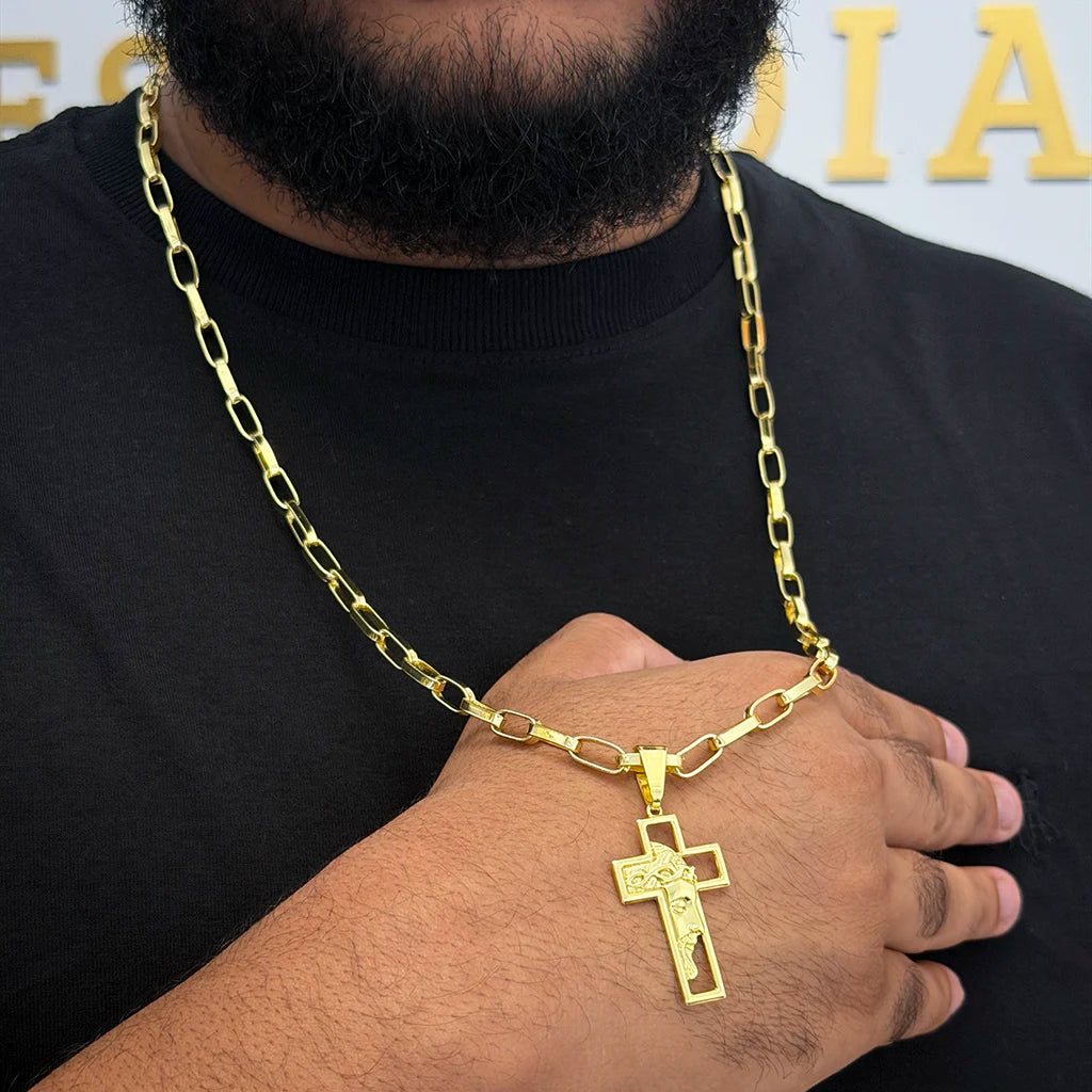Corrente Elo Alongado 5mm e Pingente Cruz Rosto de Cristo Vazada Banhado a Ouro 18K